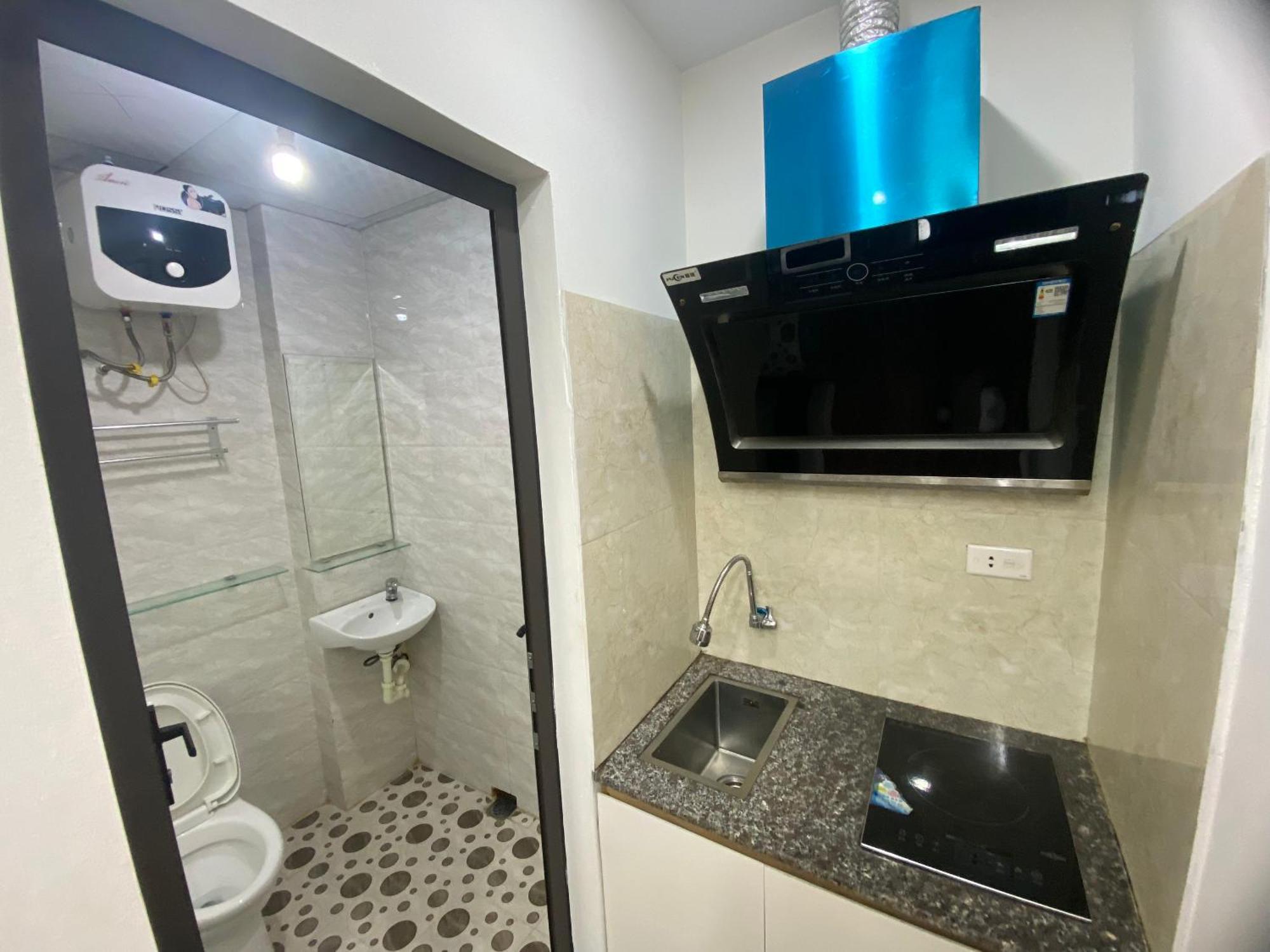 Era Apartment Ham Long Ханой Екстериор снимка