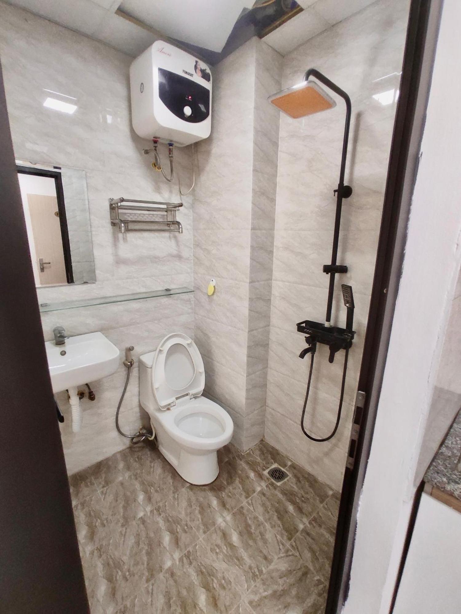 Era Apartment Ham Long Ханой Екстериор снимка